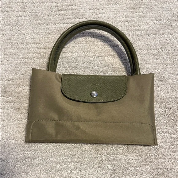 Longchamp nylon olive green top medium handle tote bag - Picture 2 of 7